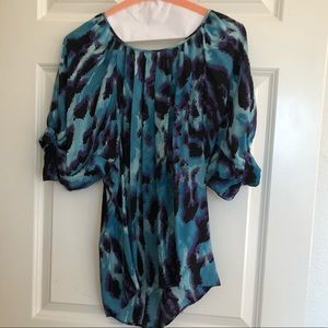Women’s Detailed Blouse!